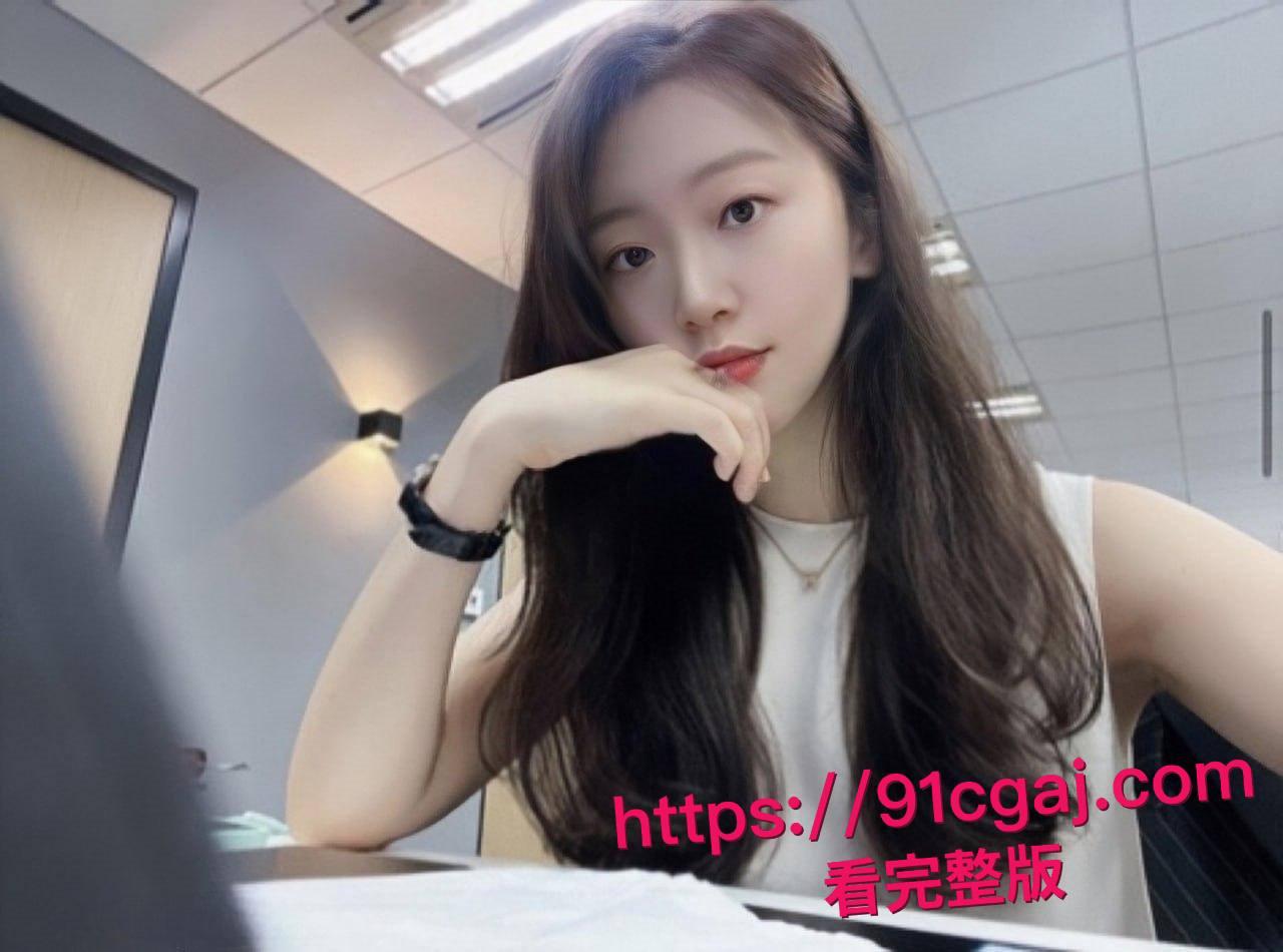 极品人妻章雅晴同学会后勾搭初恋直奔酒店,浪叫喷水操到腿软,视频竟被渣男贱卖换钱!-2