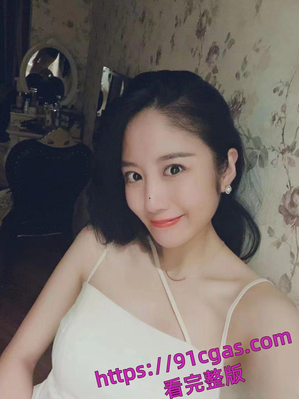 唐山玉田花店老板娘婚内出轨偷情约炮单身小伙子酒店做爱交踏两只船，还得是少妇玩的花-3