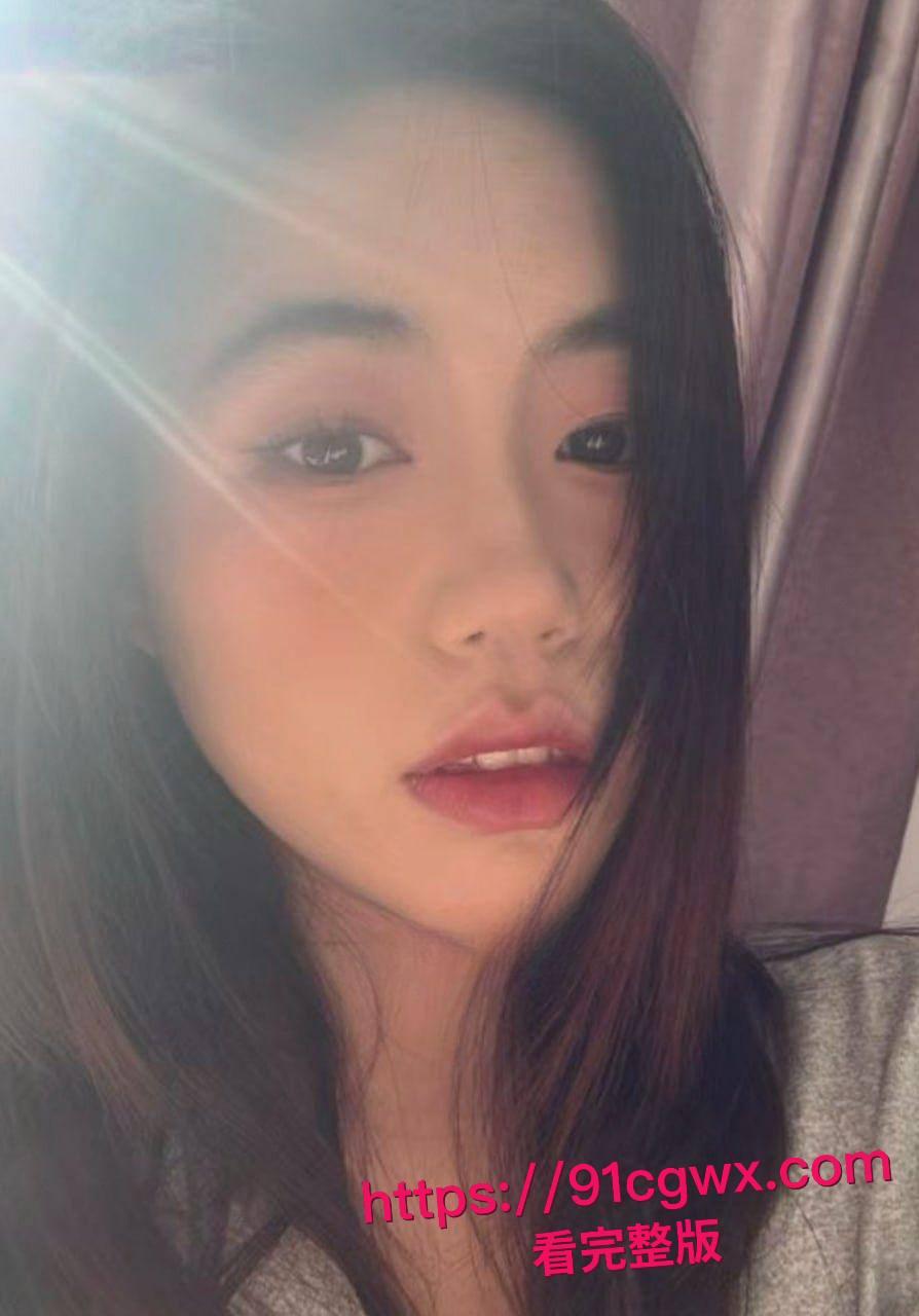 南京反差财务陈林下班变母狗视频泄密!白天清纯小姐姐,晚上吃鸡巴骑乘狂扭骚逼!-1