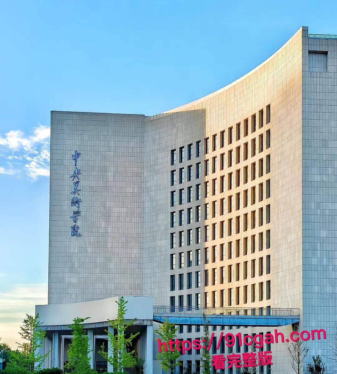 北艺女生李晓晴为留北京甘当 “富哥宠物”,竟拉闺蜜共陷低俗交易-7