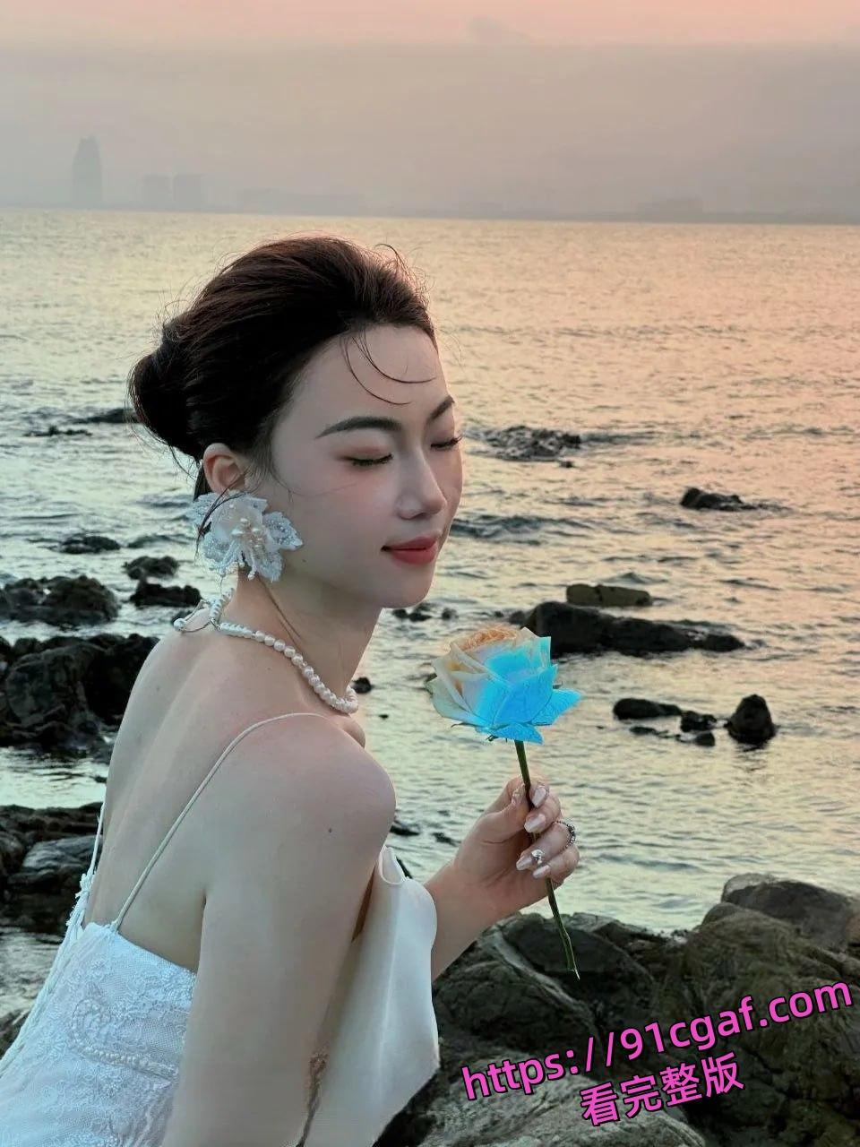 武汉极品气质模特徐熙颜被包养白天清纯模特 夜晚淫荡母狗 糜烂私生活流出-4