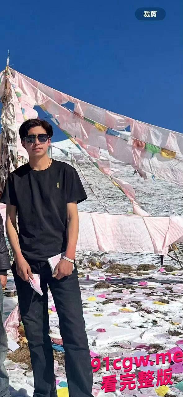 男子去西藏旅游被狗熊袭击，脸都吃没了血腥现场视频曝光！