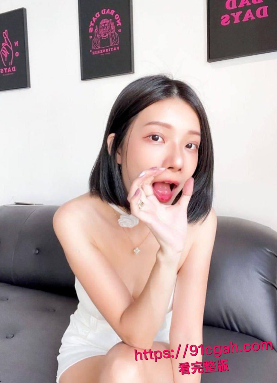 台湾知名女网红 Zhen祯 极品短发女神 吃肉棒的样子特别销魂-5