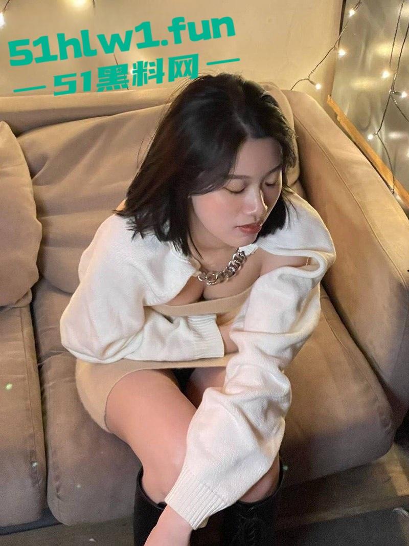 附近约炮肥臀少妇 高颜值短发反差婊 背着老公居家自拍 网上勾引男S 酒店调教后入后插 这身材太性感了-7