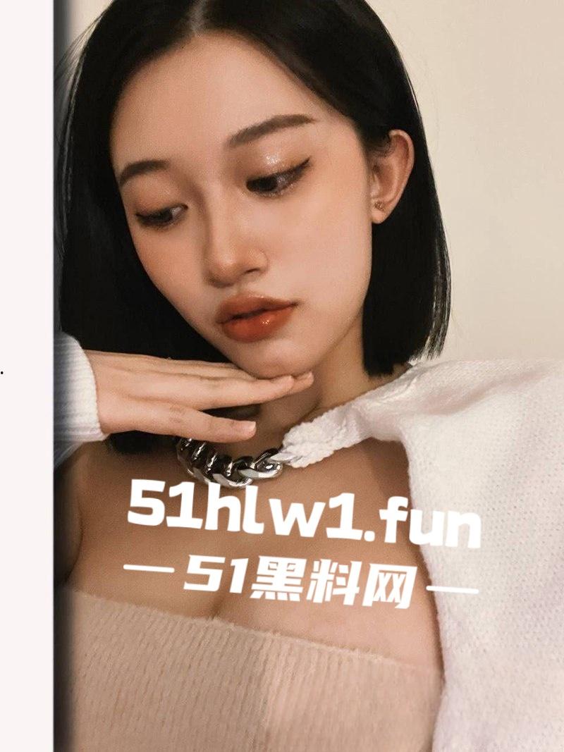 附近约炮肥臀少妇 高颜值短发反差婊 背着老公居家自拍 网上勾引男S 酒店调教后入后插 这身材太性感了-13