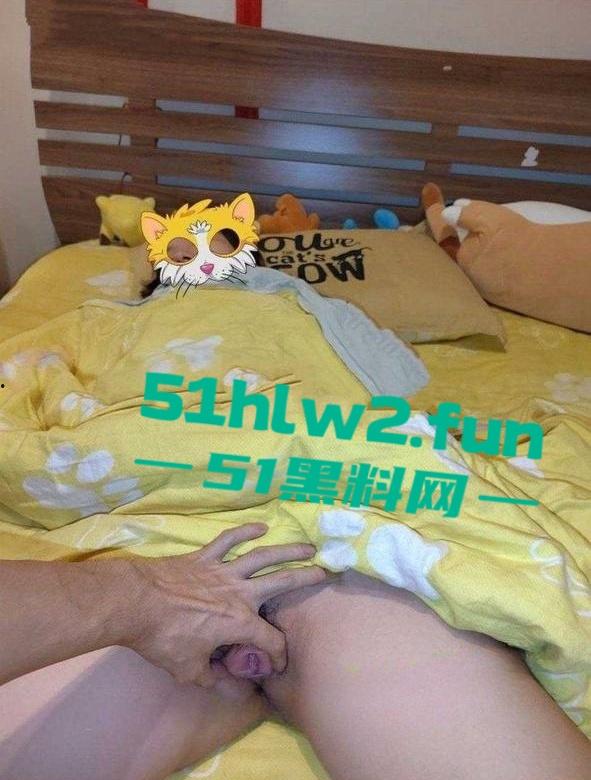 女室友被合租男士迷奸后续意外发展成为了炮友，一场刺激后演变成自己鸡巴套子！-2