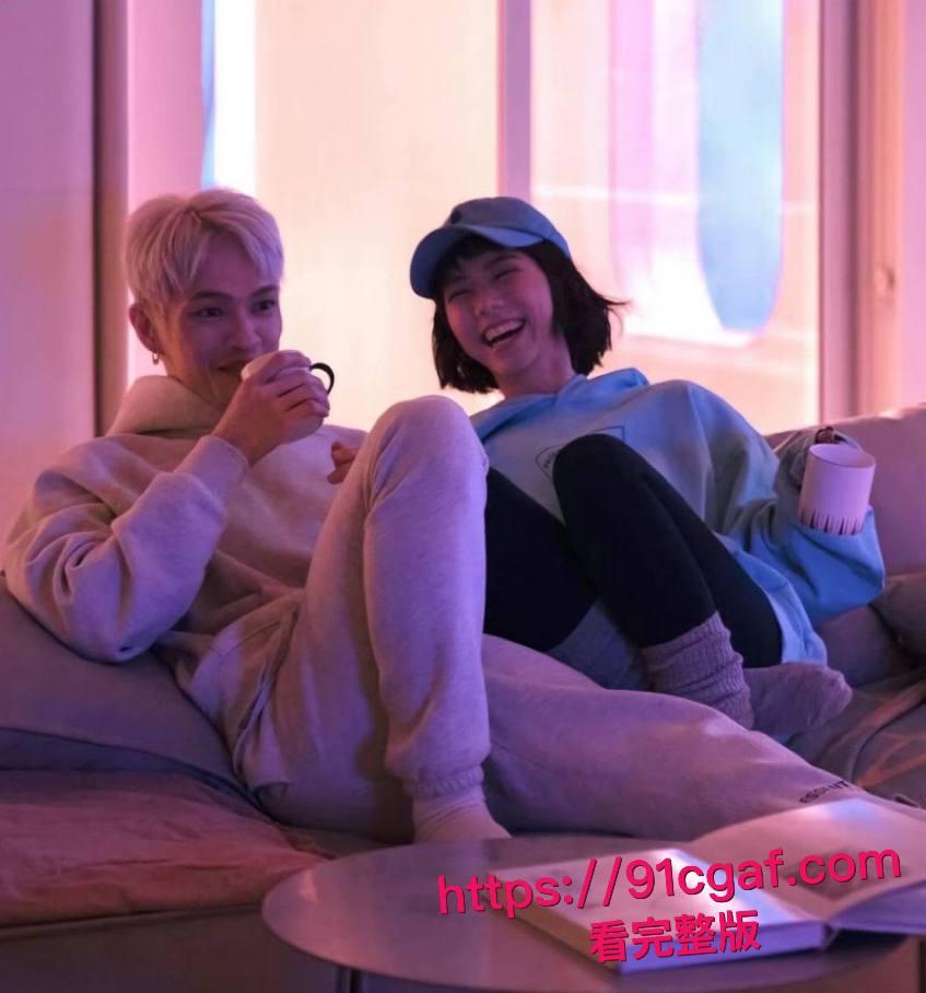 顶流女星 邓紫棋 曝出被绿猛料 男友魏骏杰出轨香港女歌手林芊莹 性爱视频全网独家曝光！ #国民级女星邓紫棋 #邓紫棋男友魏骏杰出轨 #邓紫棋被男友绿 #魏骏杰出轨女歌手林芊莹-12