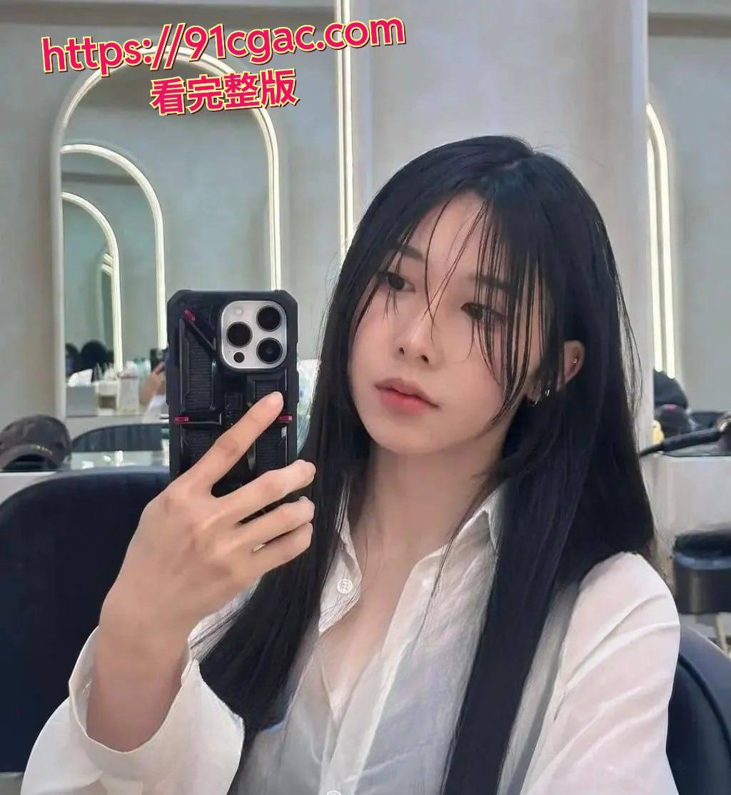 台湾新北市网红女警 曾羽榛 遭男友偷拍 警花性爱视频流出-1