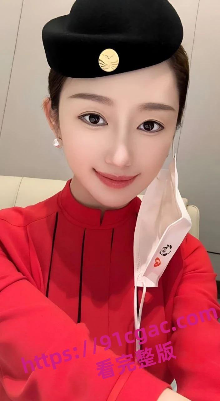 四川航空姐周娅菲惊爆丑闻！刚下飞机直奔酒店与炮友狂欢-2