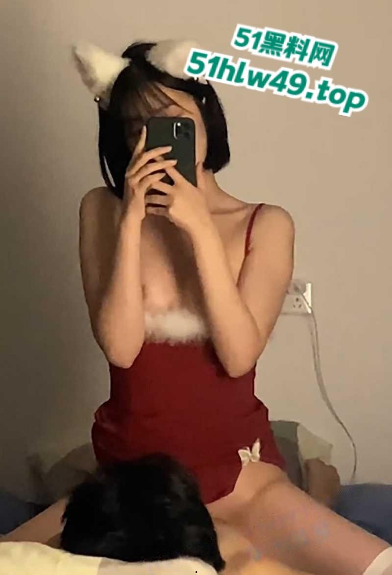 南京审计大学【黄芸】外传校花女神,甜美脸蛋C杯傲胸柳腰翘臀,不雅视频疯传,大尺度炸裂让人脸红心跳。-2