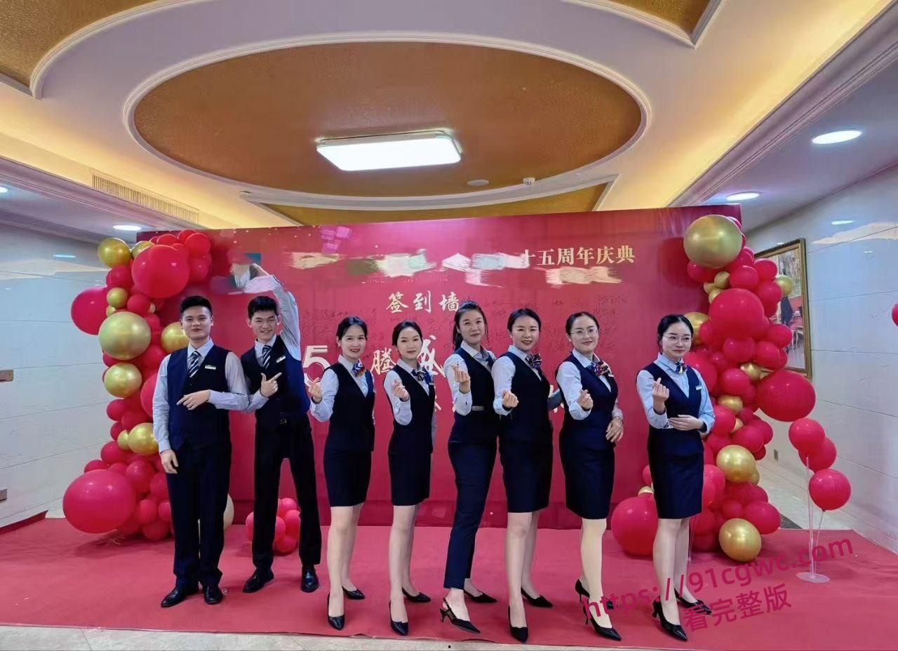 广西壮族自治区口岸管理局局长 周玉财 婚内出轨被公务员老婆堵门 邮储银行小三裸体缠绵视频曝光!-9