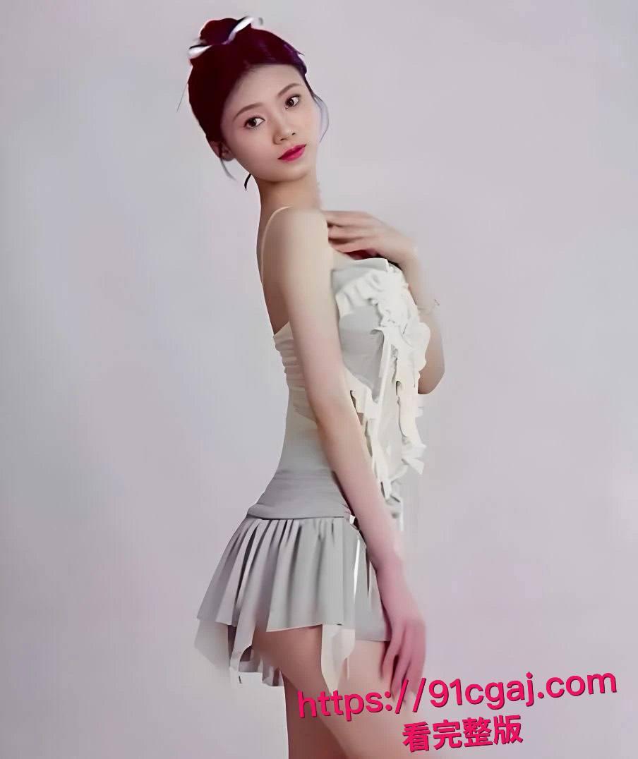 分手报复曝光!极品模特女友李慧玲酒店做爱视频流出,骚婊子被前男友操得浪叫连连,兄弟们快来看她多贱!-5