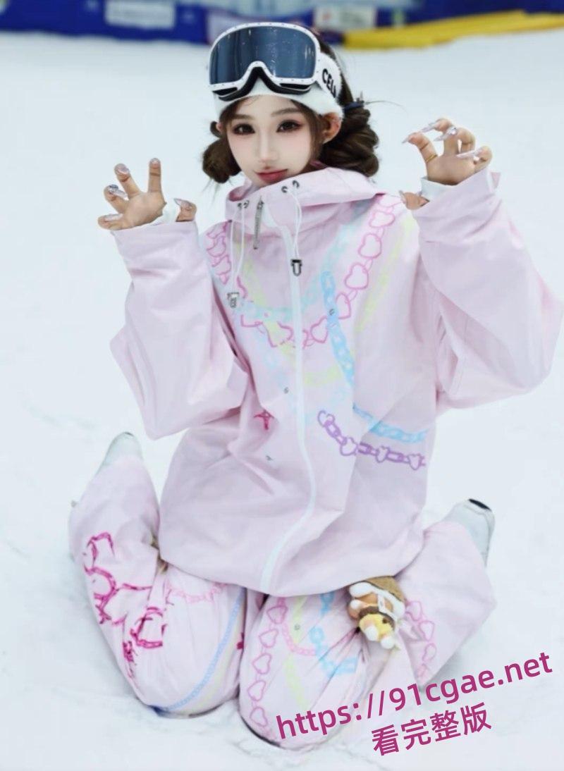 滑雪圈老白与美女陪玩事件 3000陪滑费给不起?女主直播发声控诉白嫖行为-3