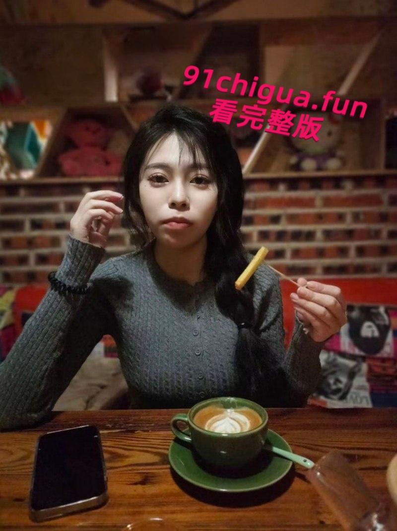 黑龙江哈尔滨口腔护士【孙梦涵】下海卖逼不惜花20万整容,摇身一变成凤凰后疯狂捞金敛财!-5