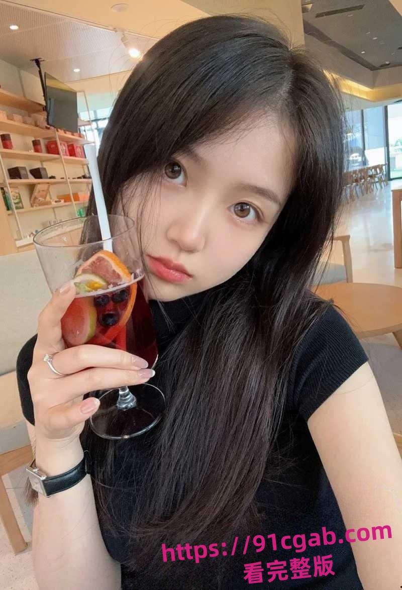 石家庄科技信息学院蒋文玥 恋爱期间脚踏多条船翻车 被男友曝光不雅视频!-2