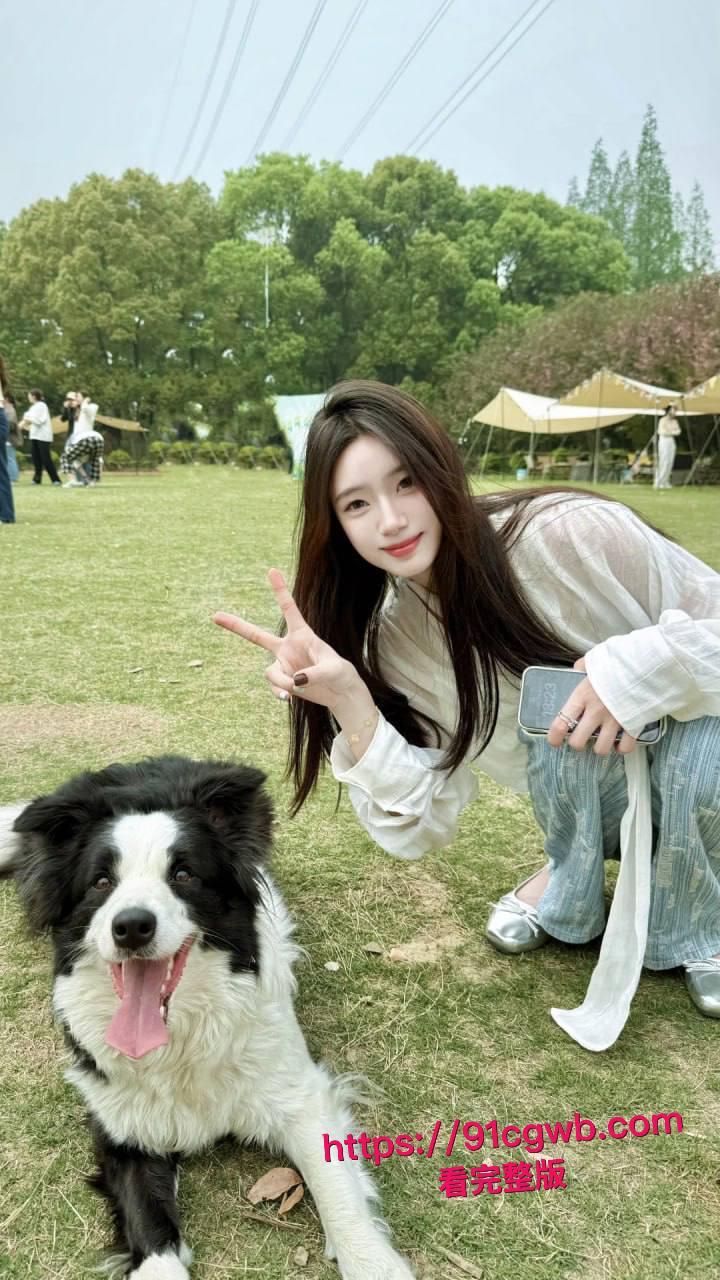 保险长腿美女思艳与男友出租屋床上激战,不雅视频流出曝光,钟爱粉穴各种玩弄无套中出,腿长逼紧骚劲十足!-8