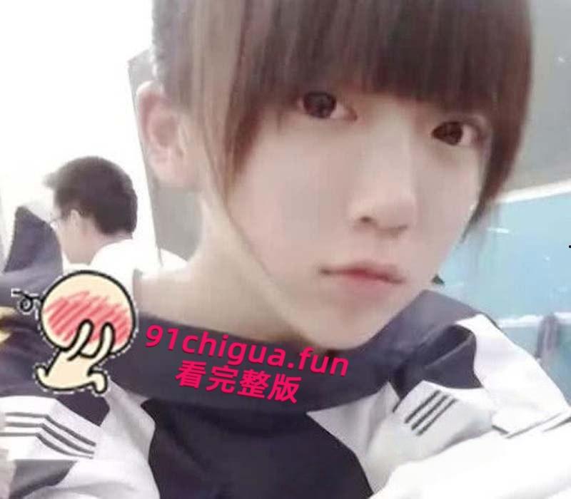 全网热搜,抖音千万网红【呆妹儿小霸王】首秀日塌房,前男友独家投稿爆料开房洗澡,三点全漏露脸实锤太TM炸裂了!-4