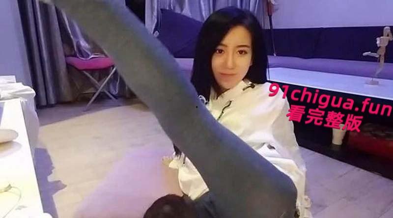 全网热搜,抖音千万网红【呆妹儿小霸王】首秀日塌房,前男友独家投稿爆料开房洗澡,三点全漏露脸实锤太TM炸裂了!-7