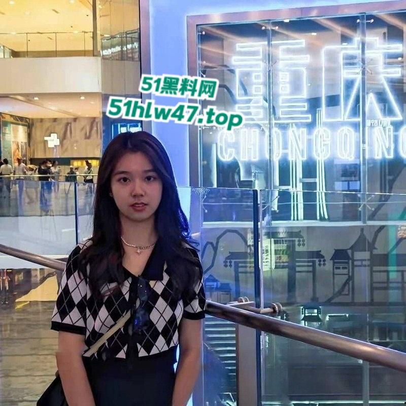 四川水利水电技师学院,大一新生【陈妙珍】刚进校就跟老师徐彪搞上,微信聊天记录遭男友曝光。-7