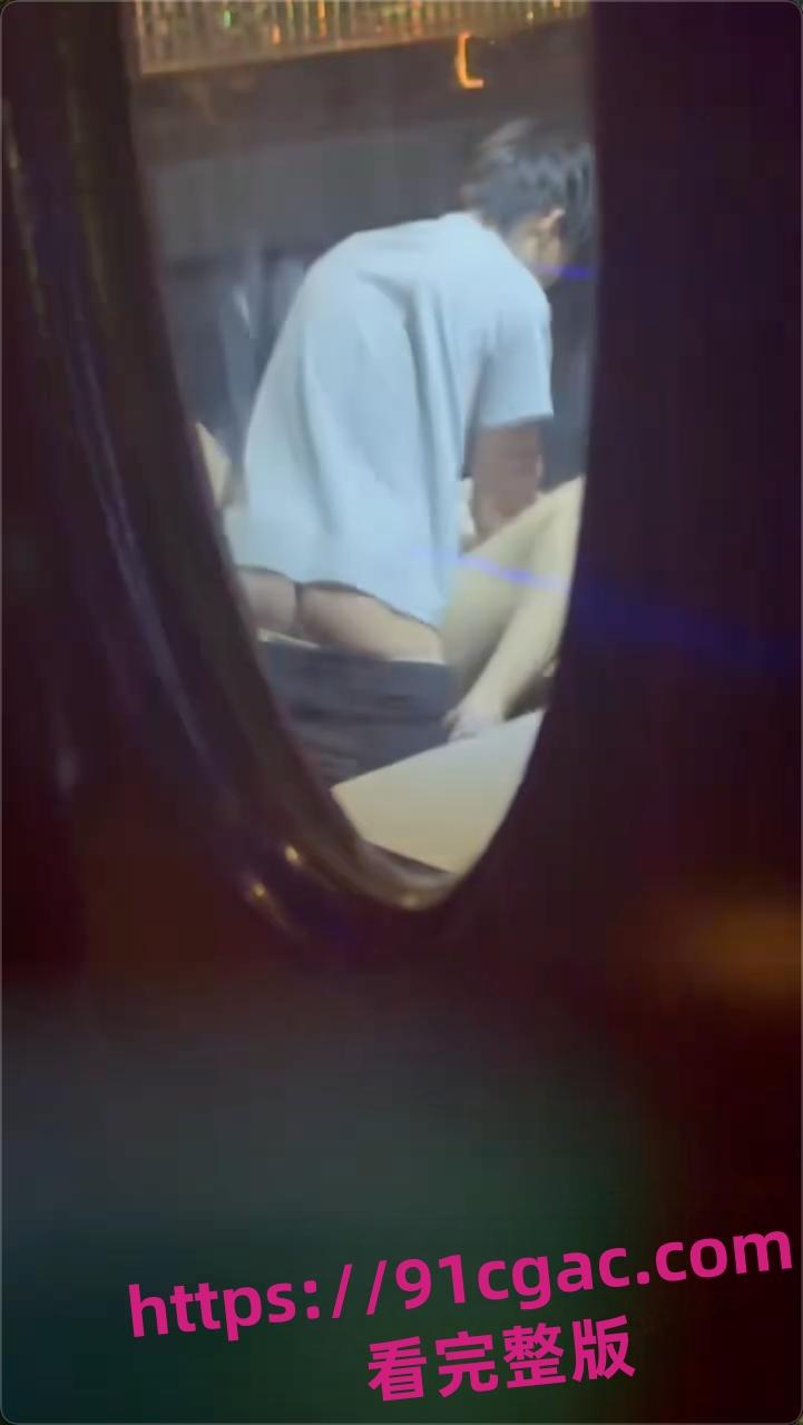 KTV包厢骇人案件曝光男子趁女子醉酒实施猥亵强奸 引发公众强烈愤慨与热议-1