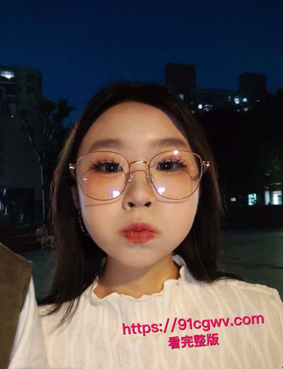 贵阳26岁C杯浪货李成乔自拍调教片外流!表面乖乖女床上爱绑绳子挨大鸡巴狂捅多毛骚逼淫叫不停-5