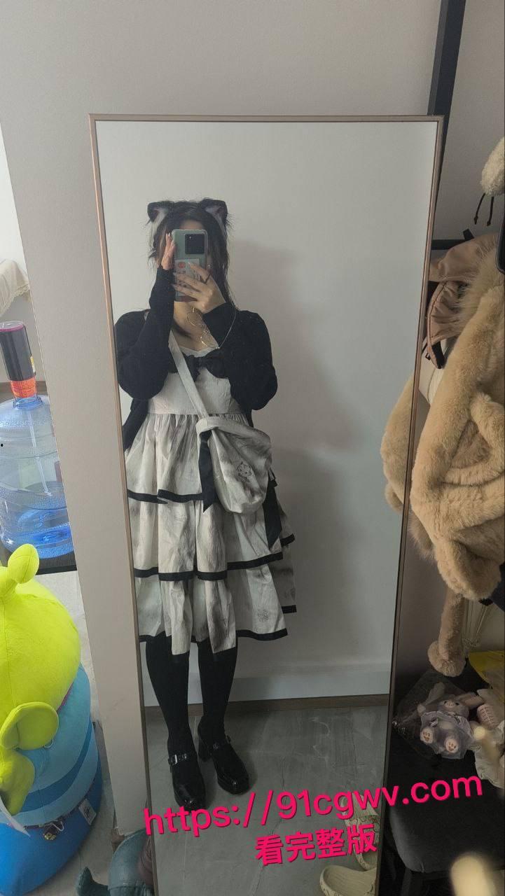 贵阳26岁C杯浪货李成乔自拍调教片外流!表面乖乖女床上爱绑绳子挨大鸡巴狂捅多毛骚逼淫叫不停-7