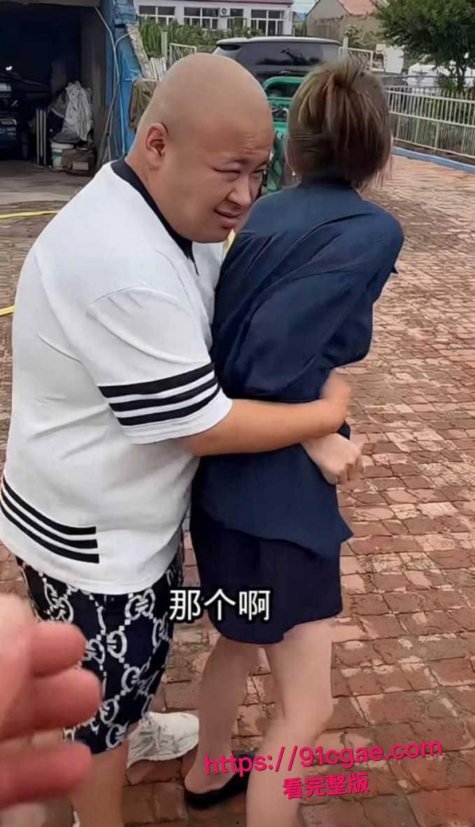 快手千万粉网红老狗被前妻白羽直播曝光 婚内出轨女徒孙佳昕 夜猫KTV聚众淫乱当场口交 录音与视频独家曝光！-9