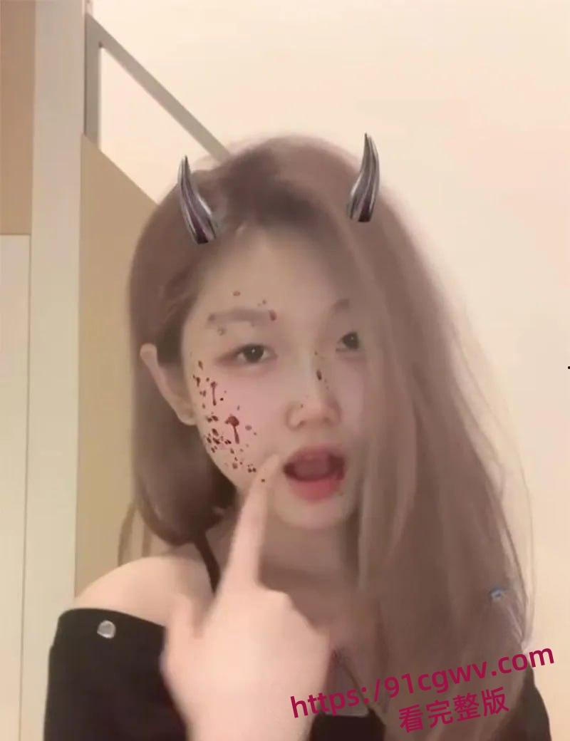 稚嫩学生妹黎心婕不雅视频流出 各种淫技无师自通 护士女仆装拍淫片太骚了-4