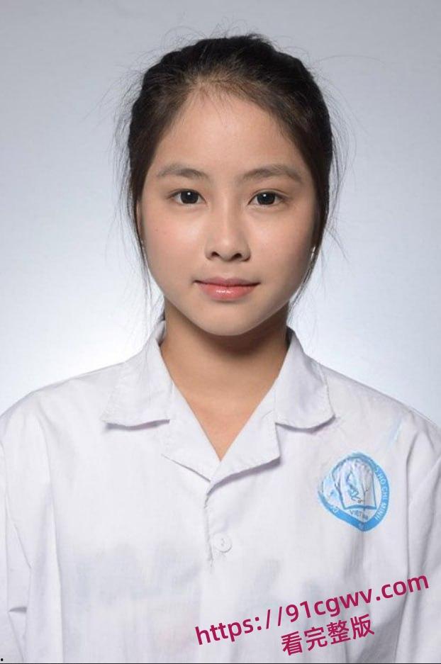 越南胡志明市的环球小姐医学生 Vo Hong Ngoc Hue 极品泄密流出性爱视频!-2