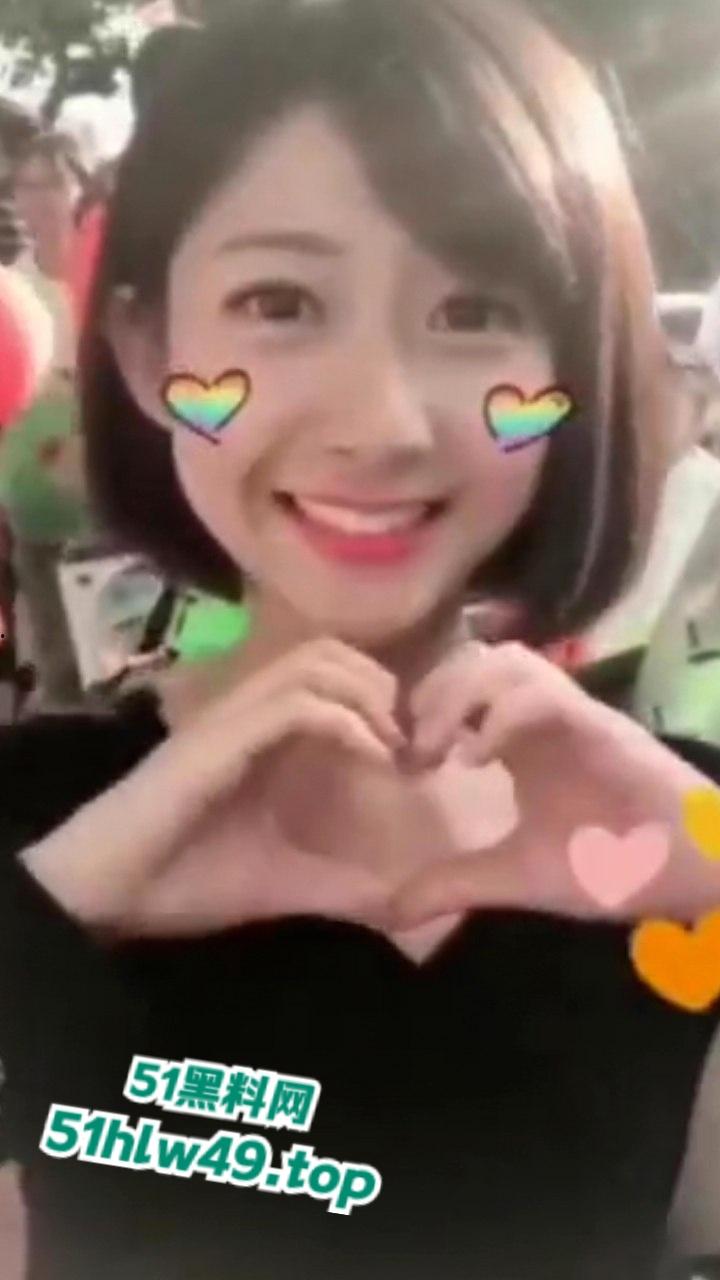 台媒三立人气主播【庄惠琪】居家拍摄撒尿发骚视频被破解外泄，玉女人设崩塌反差婊实捶。-2