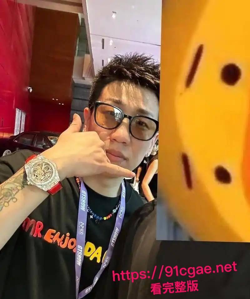 抖音百万级网红老白不喝酒被曝拒付3000陪滑费 女主发文控诉 身份却被实锤为外围女 露脸口交视频流出!-2