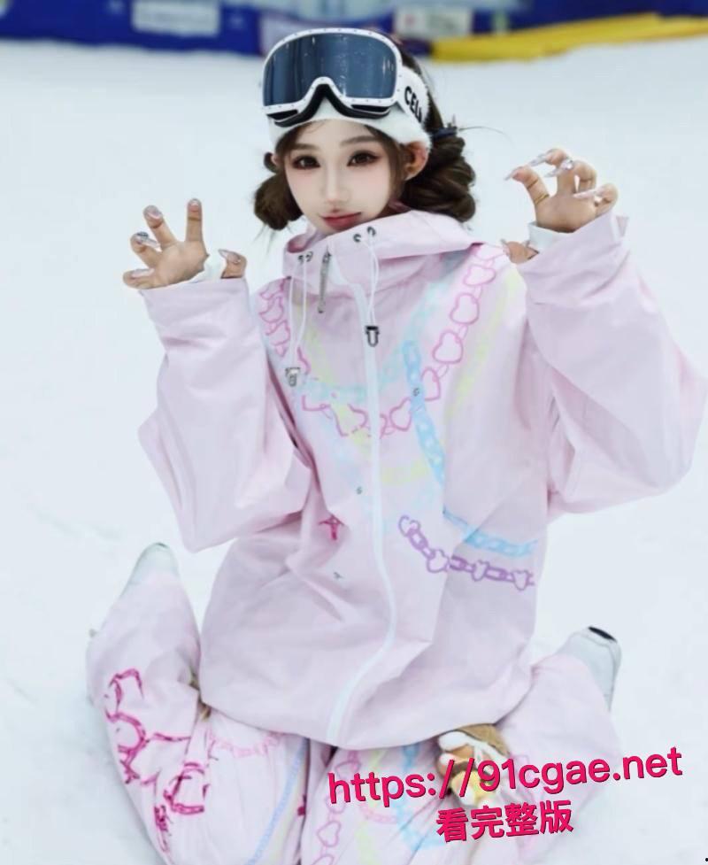 抖音百万级网红老白不喝酒被曝拒付3000陪滑费 女主发文控诉 身份却被实锤为外围女 露脸口交视频流出!-23