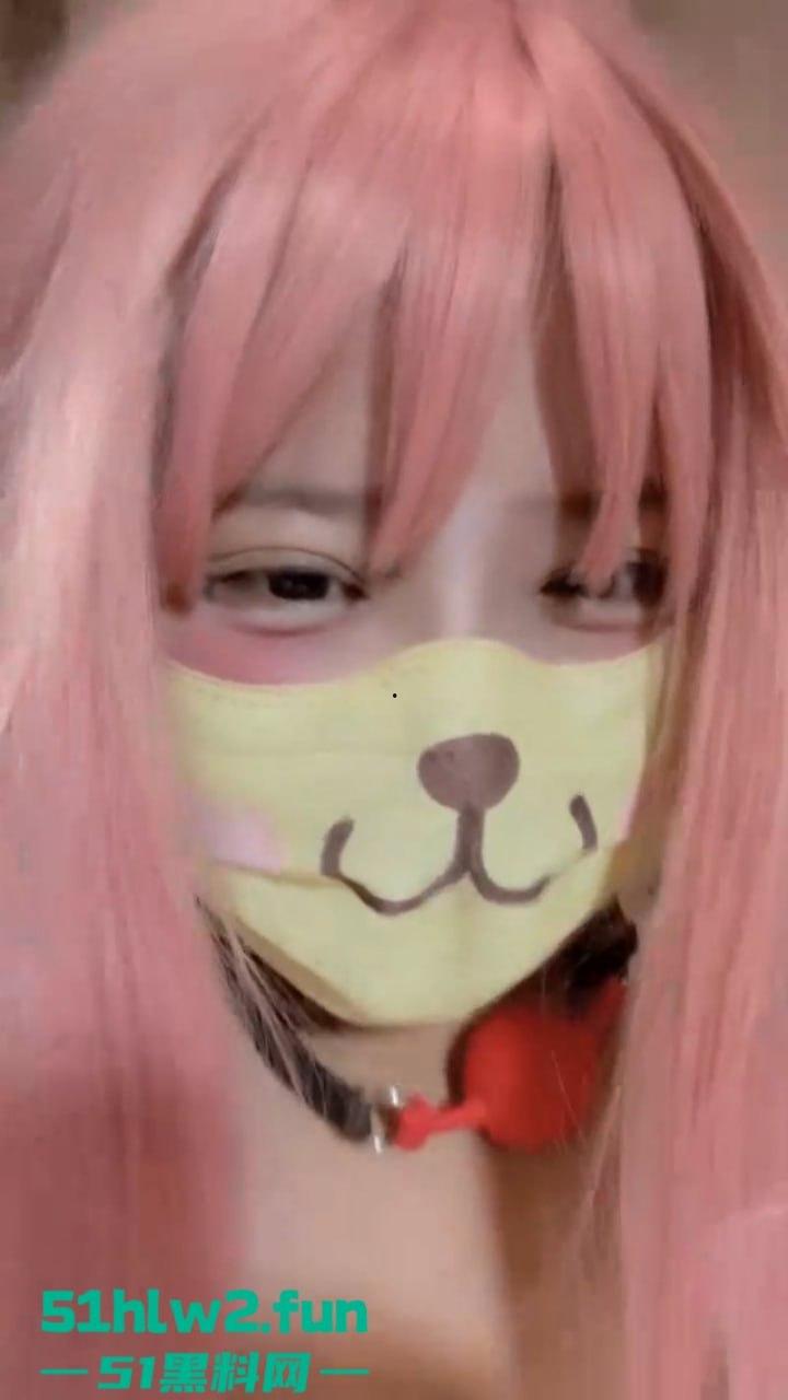 武汉18岁福利姬【少萝没人爱】私密论坛视频流出,超大章鱼足鸡巴极限逼里插首次爆肛!-3