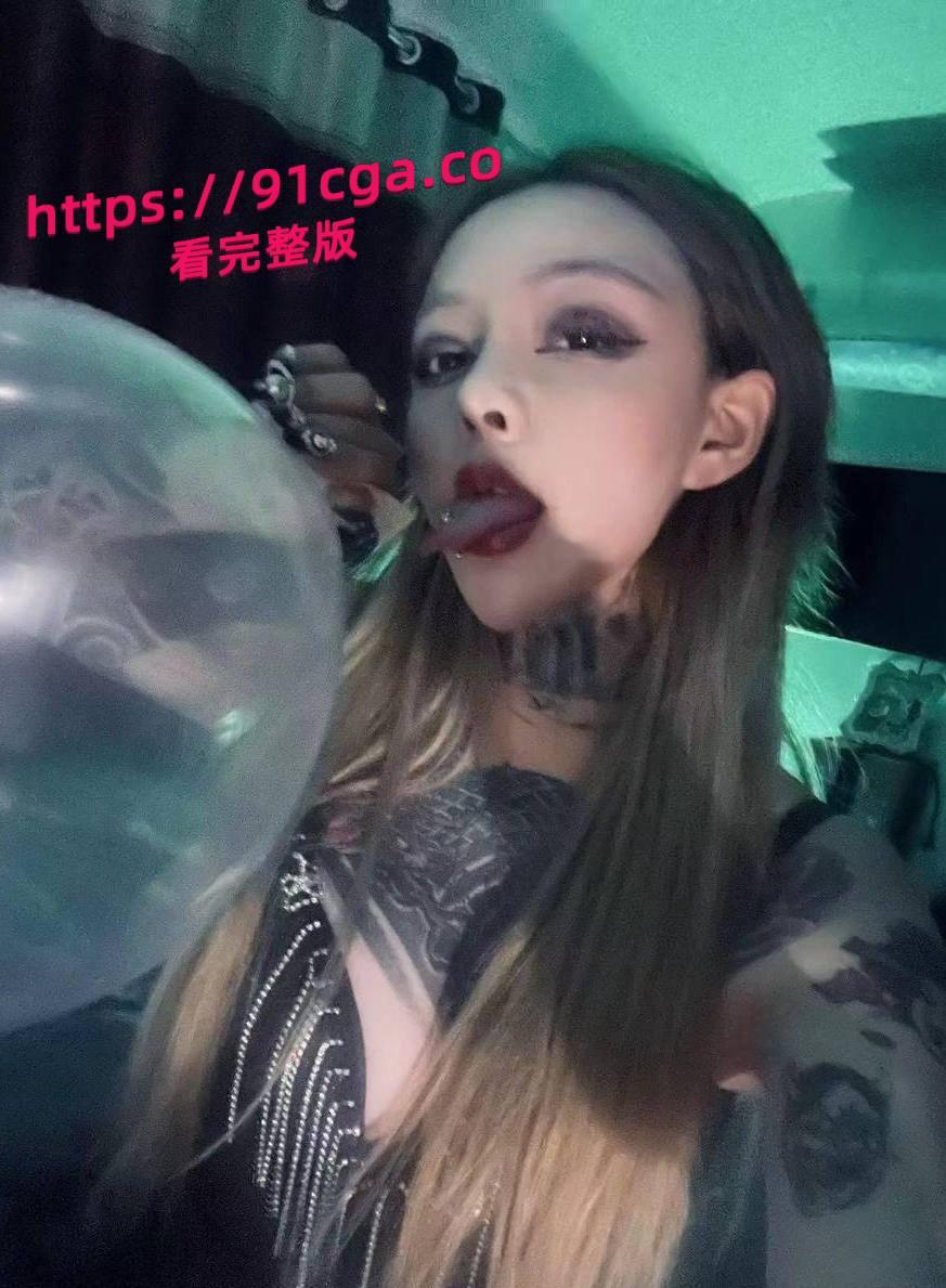 快手四十多万粉丝老传统精神小妹网红曝光线下其实是反差小太妹-3