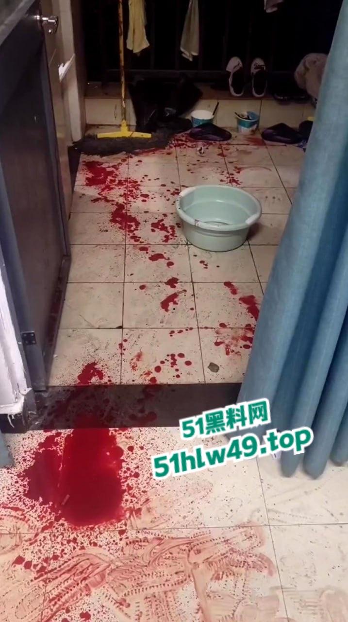 辽宁锦州铁道学院,恶魔男生半夜锁门血流宿舍连杀三个,场面血腥又吓人内部消息已被封锁。-8