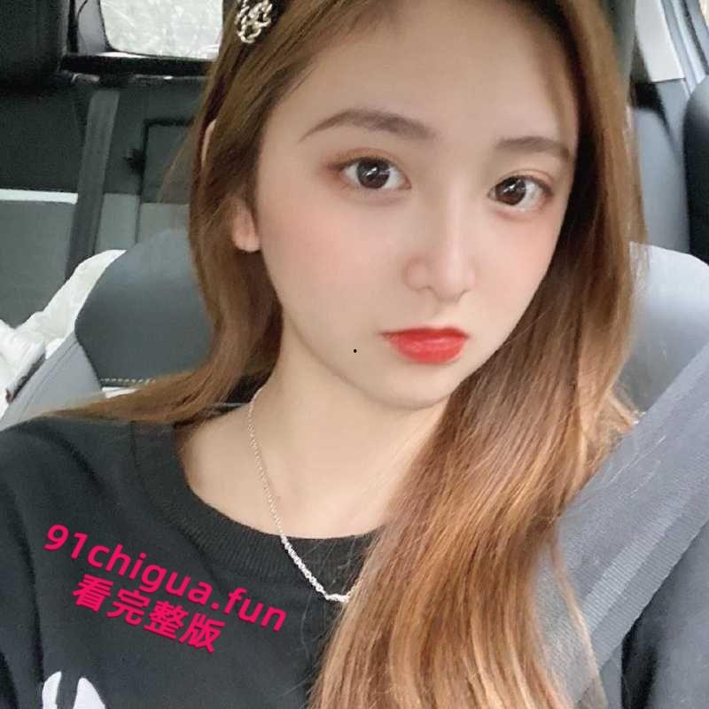 某单位领导的瓜友自爆,酒店潜规则刚入职的女大学生,白嫩皮肤姿势多样,全程主动骑乘飘飘欲仙!-5