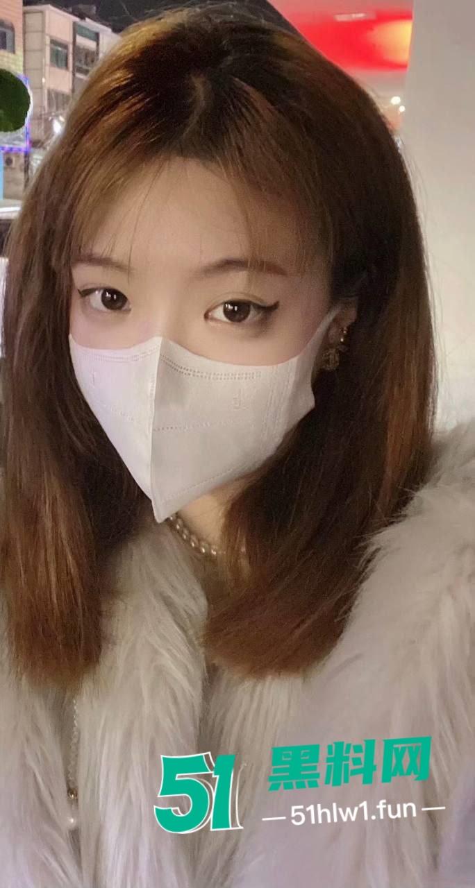 反差颜值母狗，湖北26岁骚逼【林鑫茹】身材高挑细腰长腿，皮肤白嫩美乳硕大 私拍视频流出。-6