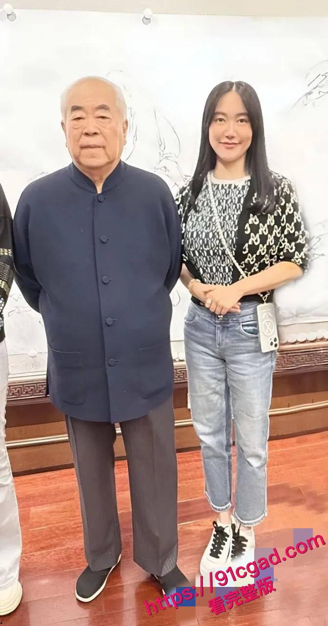 书法界泰斗范曾小50岁娇妻徐萌出轨,伙同多名情夫挪走数十亿书画藏品-7