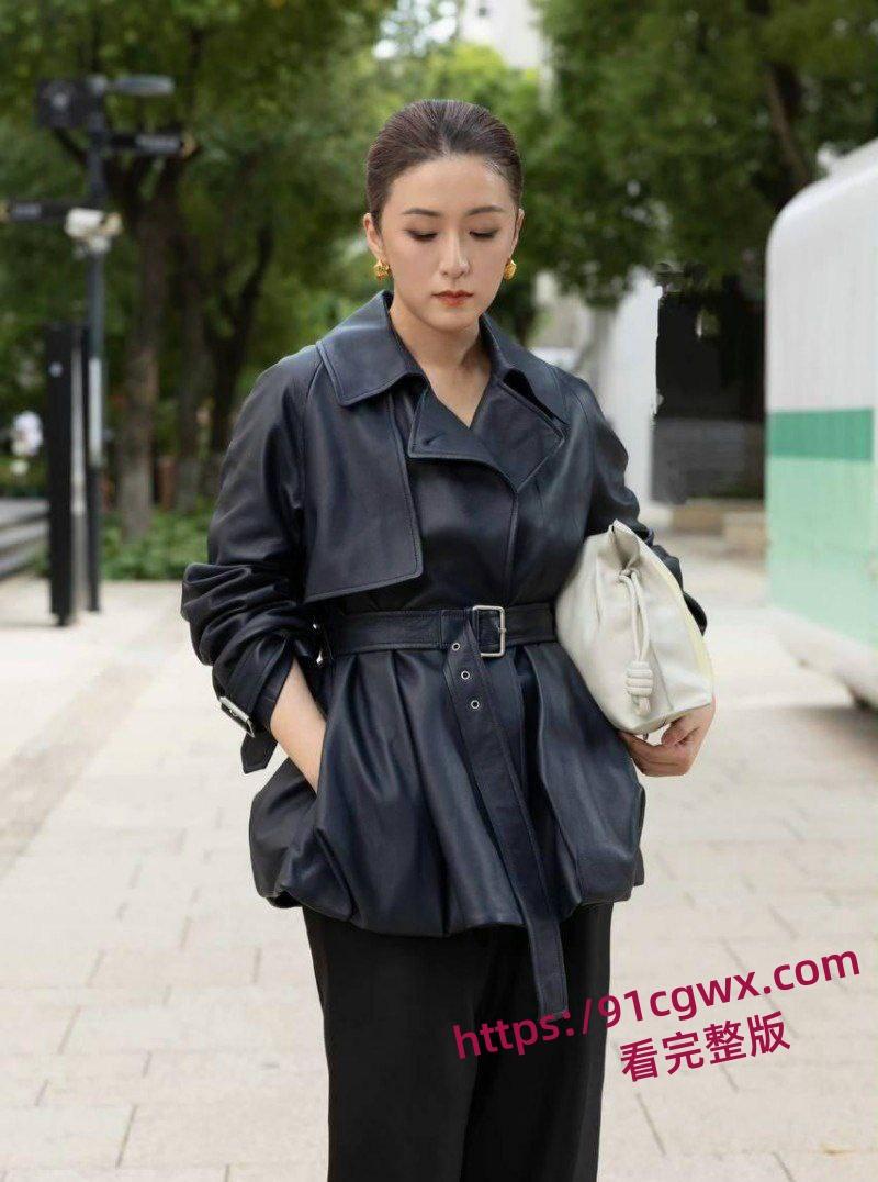 古二录音门再曝猛料王家卫混乱私生活引发轰动 对金靖开黄腔 借讨论剧本为由 与秦雯深夜偷欢！-7