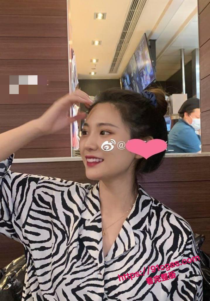 南京校花啪啪视频被前男友流出，挨操的样子真的惹人怜惜。-1