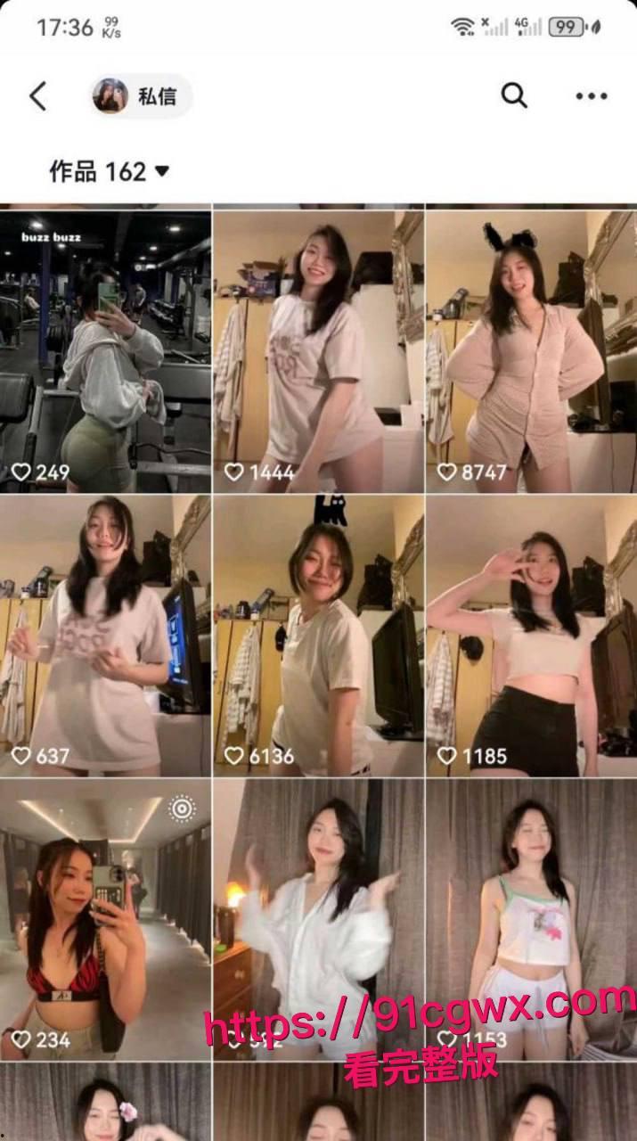 背着男友穿黑丝情趣内衣狂舔帅哥巨屌,主动骑乘摇奶浪叫,骚浪本性藏不住了!-2