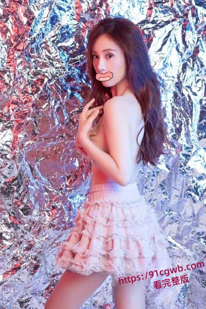 斗鱼清纯极品主播 祖祖小姨妈 和土豪一对一露奶揉逼!-1