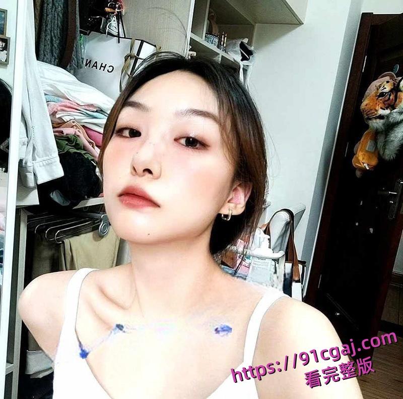 河南中级人民法院 实习检察官 程雯雯 酒店约炮金主口交吃鸡 不雅视频惨遭泄密！