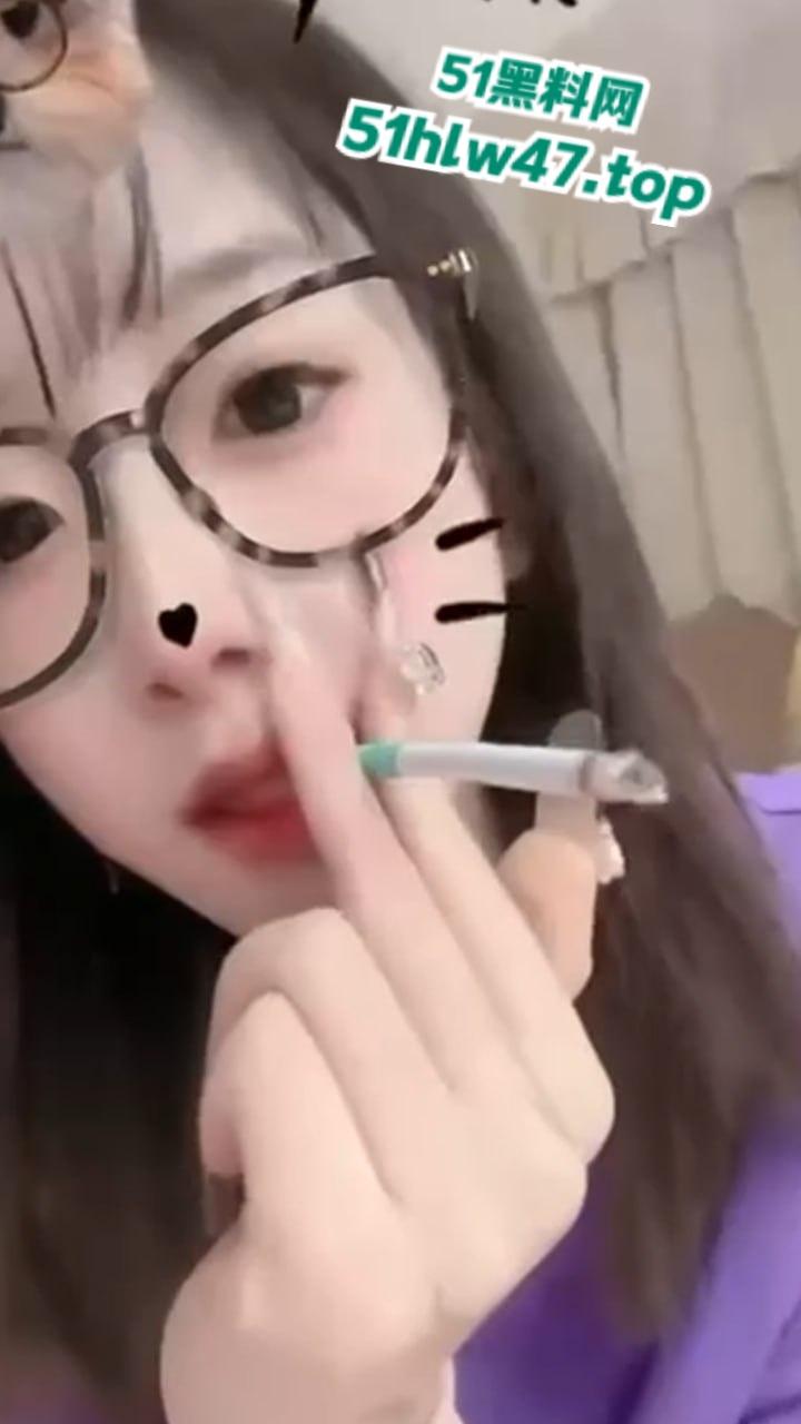 曝光东南亚骗子小仙女，套路公司骗了公司路费后各种借口，撒谎被海关带走乱扯皮。-2