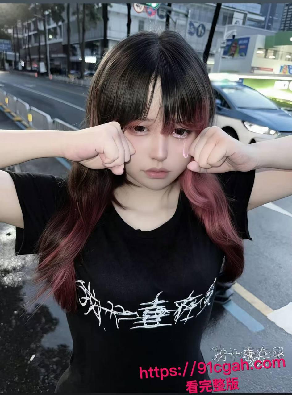 抖音网红吉他张的爱恨情仇 索菲亚喝奶茶 聊天记录与性爱私拍流出-1