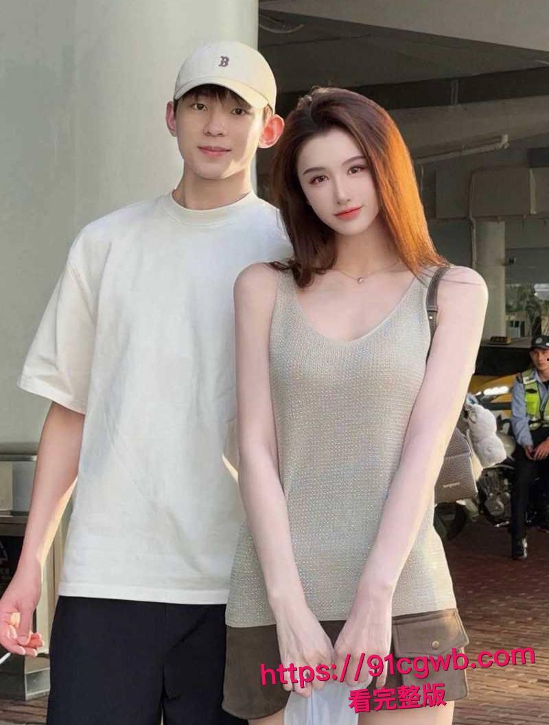 抖音顶流男网红F小奇不雅视频流出！频繁操粉美丑通杀 为拓展人脉组3P淫局 把人妻女粉当性宠玩具！恩爱过后拔屌无情！