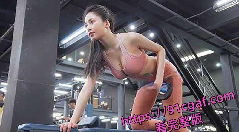 越南高颜值伴娘黄心颖出轨新郎事件 竟反客为主做新娘！-9