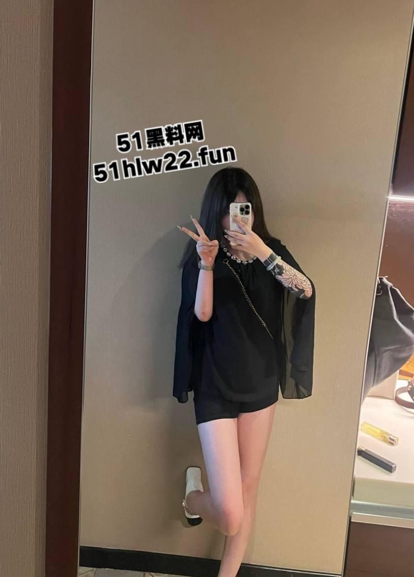 南昌交通学院【吴柯彤】花臂满背符文战士，口交性爱样样精通，完美展现母狗骚贱无底线！-8