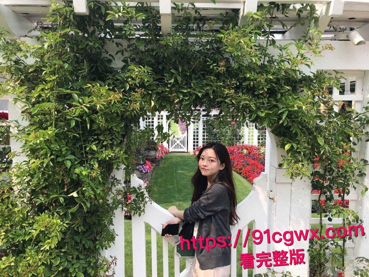 加拿大甜妹李天宜留学变小母狗:跪舔大鸡巴无套内射视频流出,骚穴高潮浪叫放荡夜全记录-4