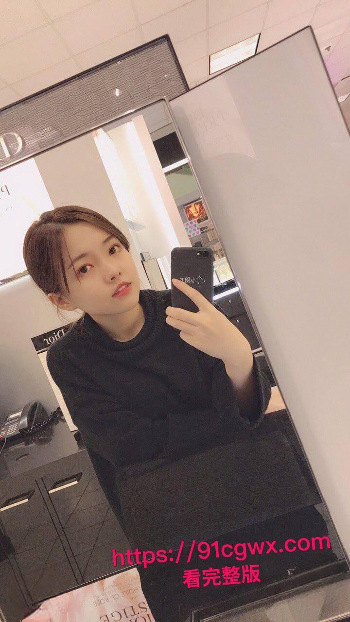 加拿大甜妹李天宜留学变小母狗:跪舔大鸡巴无套内射视频流出,骚穴高潮浪叫放荡夜全记录-9